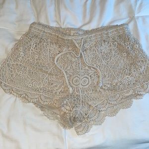 Off white - macramé drawstring shorts